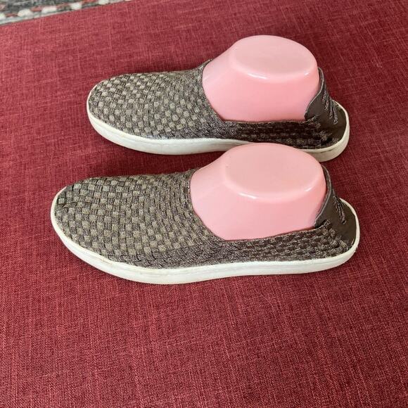 STEVE MADDEN Women’s Gold Basket-Weave Slip On Sneaker Shoes Size 8.5 - Picture 1 of 9